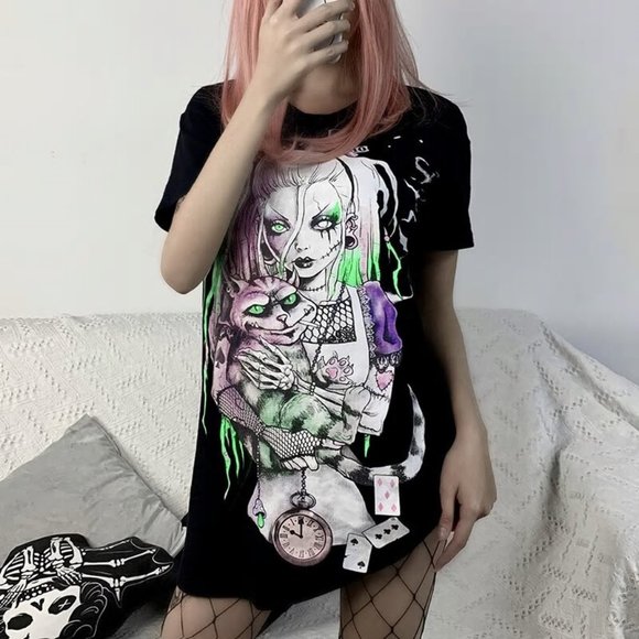 Tops - Zombie Alice in Wonderland Tee